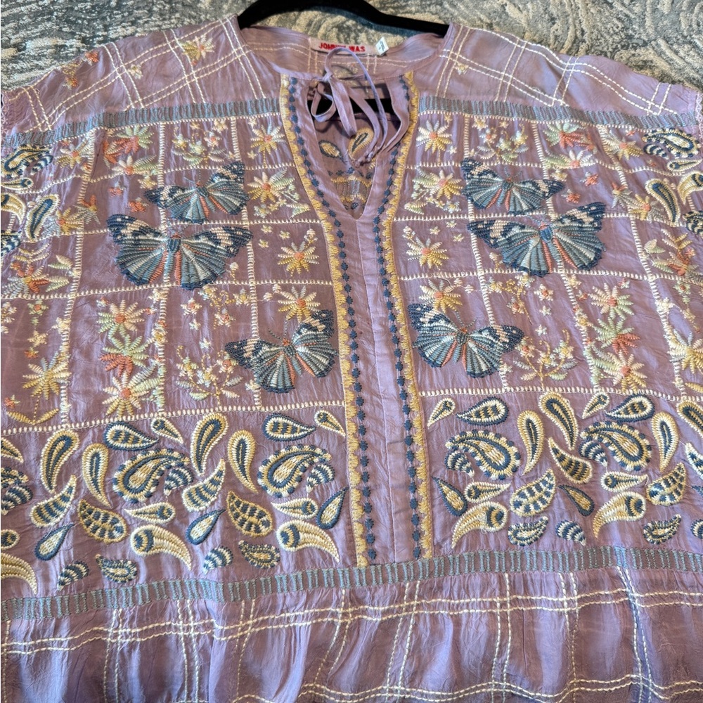 Beautiful Johnny Was Paise Embroidered Lavender Women's Top